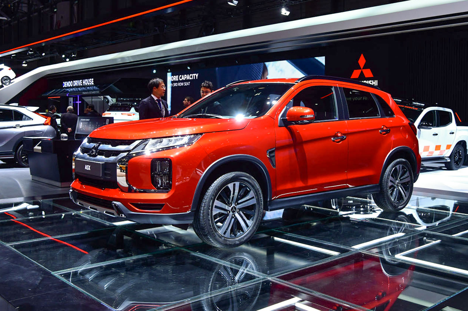 Mitsubishi asx новый