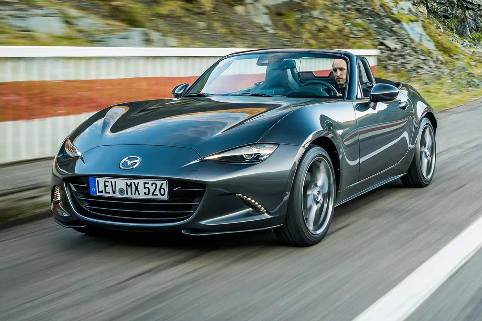 Test Mazda MX-5 ND 2.0 SKYACTIVE-G –