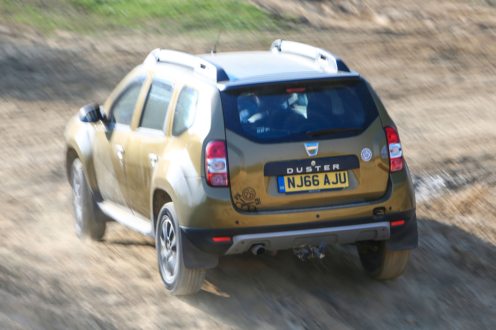 should i buy a dacia duster