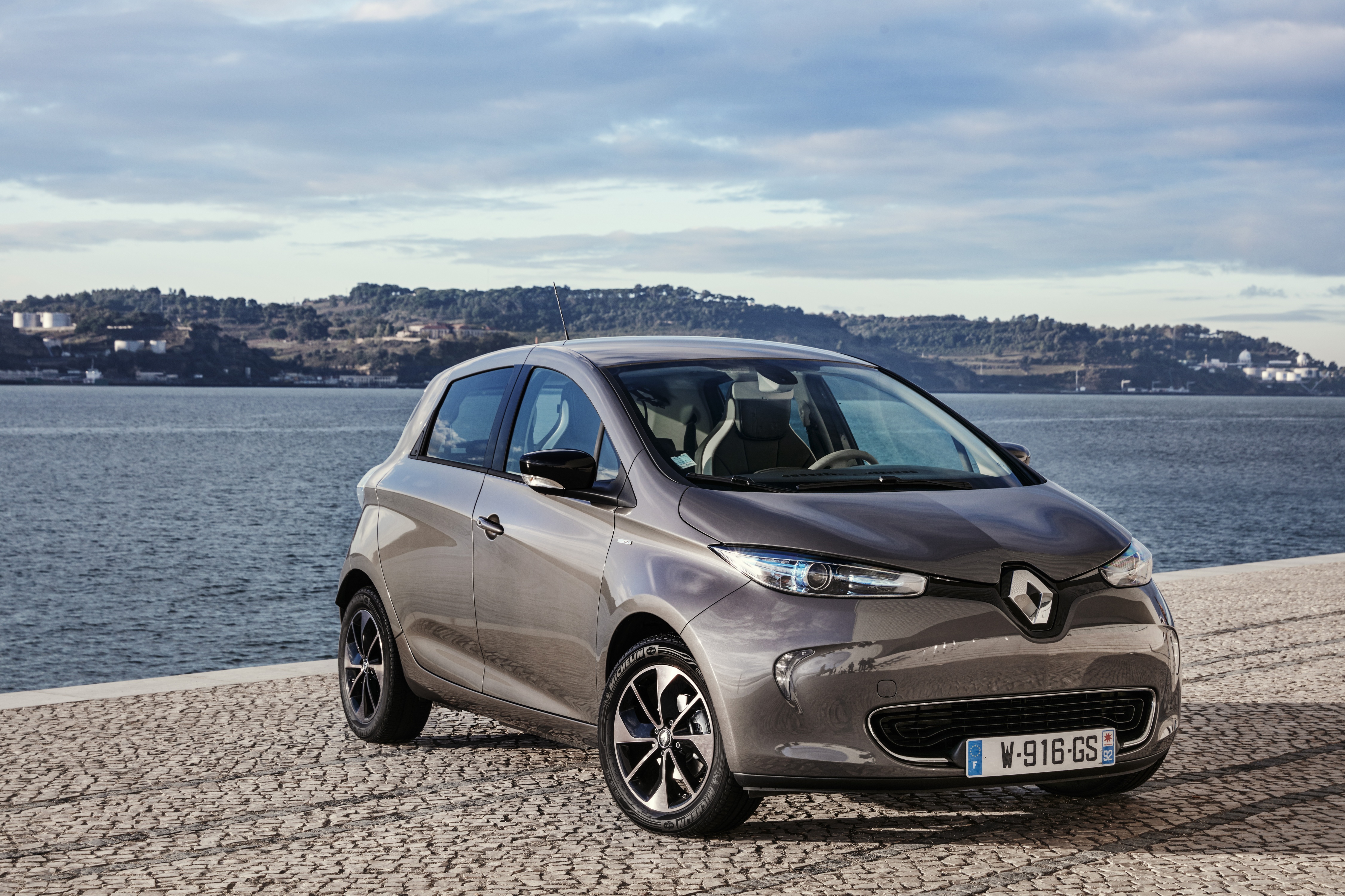 2016 renault zoe range new arrivals