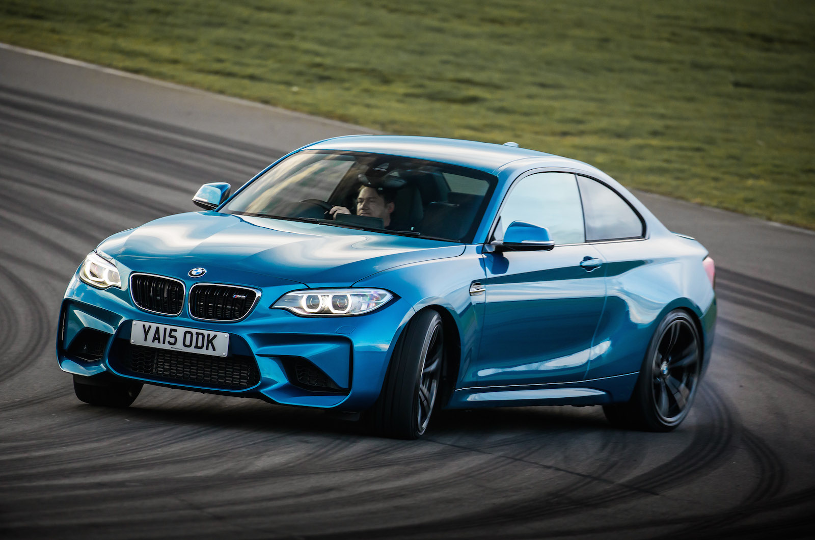 Bmw m2 2016