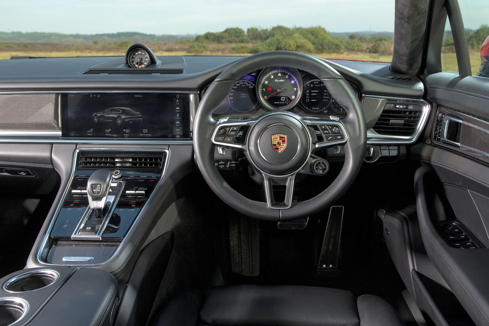 Panamera group test 1260