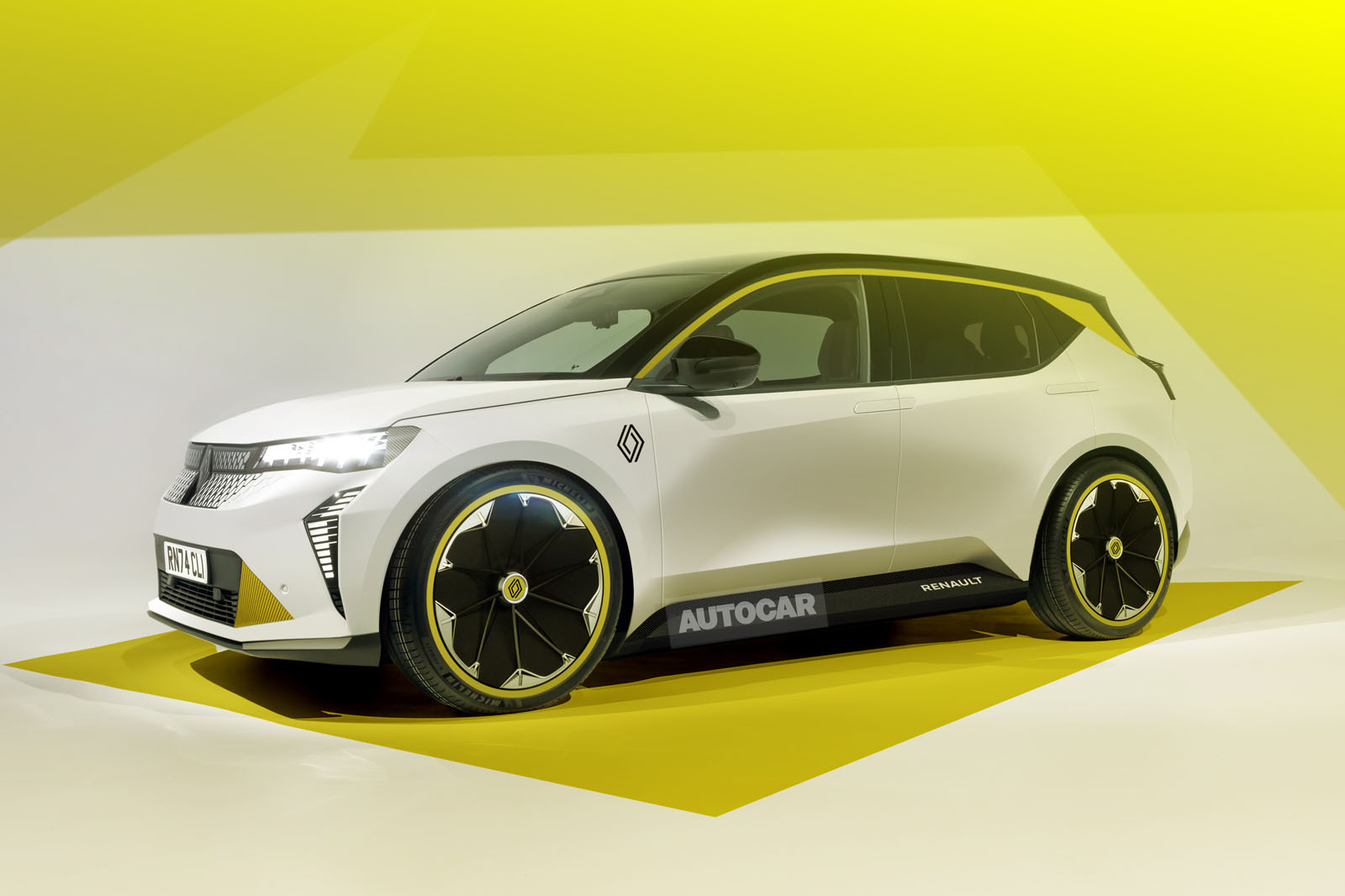 New 2024 Renault Clio Hybrid - Supermini hatchback 