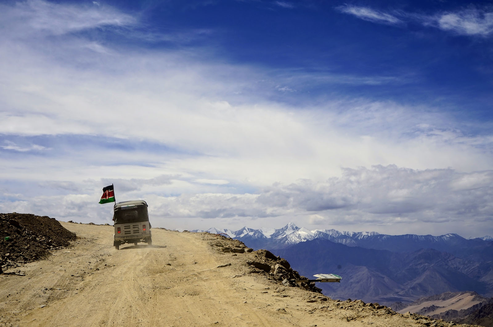 A guide to driving a rickshaw across The Himalayas
