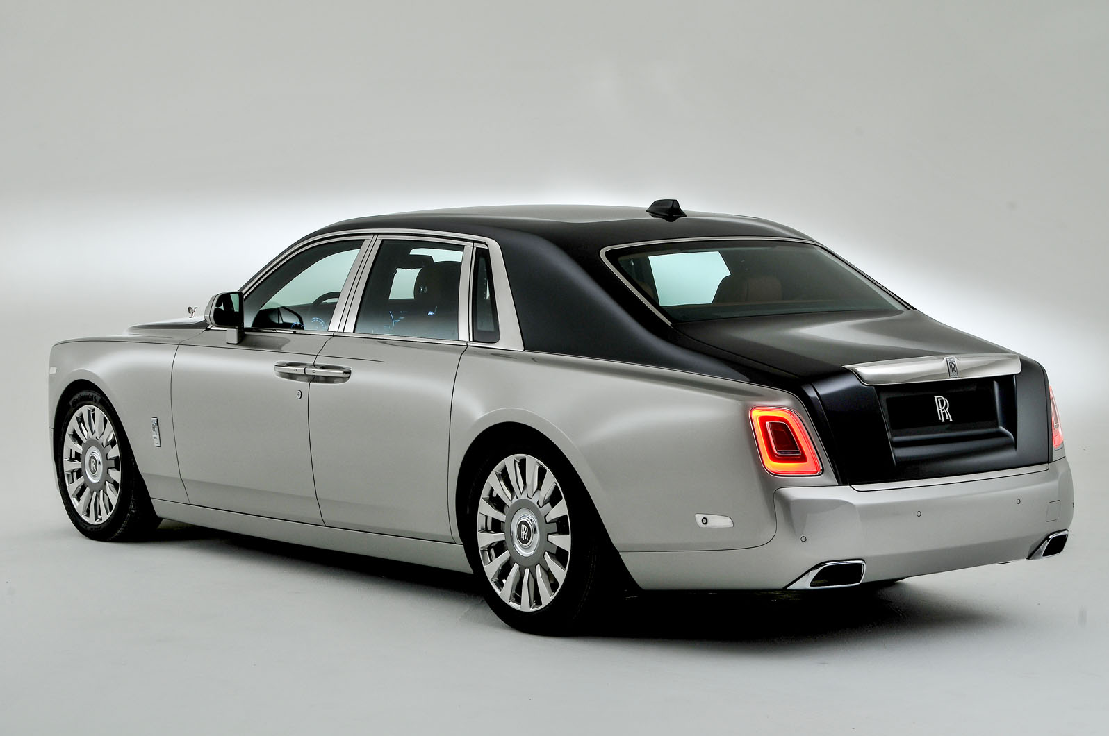 RollsRoyce Phantom VIII  Wikipedia