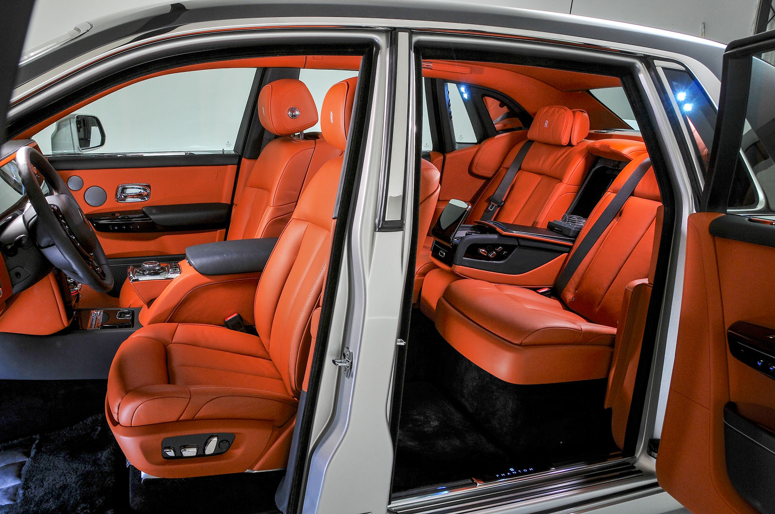 Used 2021 RollsRoyce Phantom Mandarine Interior Forgiato Wheels Starlight  Headliner Phantom Package For Sale 459800  Chicago Motor Cars Stock  20360