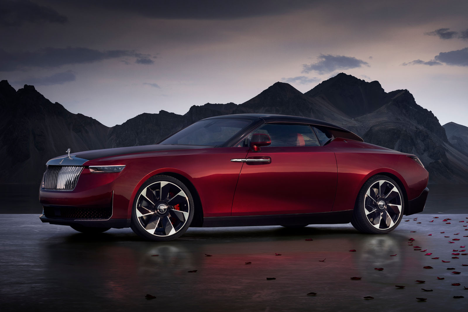 Rolls-Royce Drop Tail onthuld als ultra-gelimiteerde roadster met twee zitplaatsen