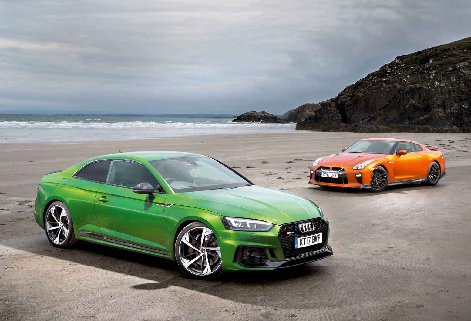 New Audi RS5 vs Nissan GTR two supercoupes do battle in