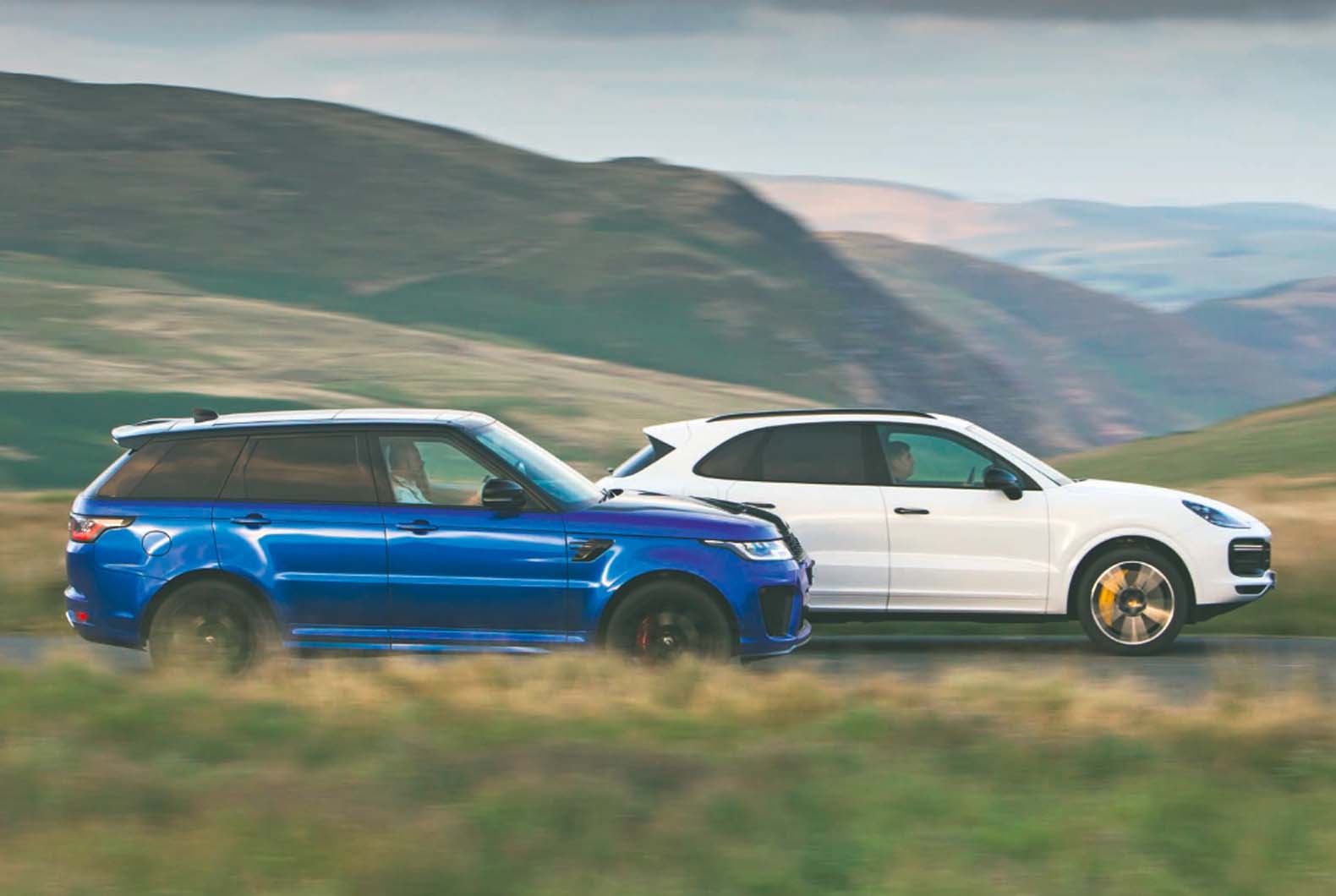 Porsche Cayenne Vs Range Rover Sport