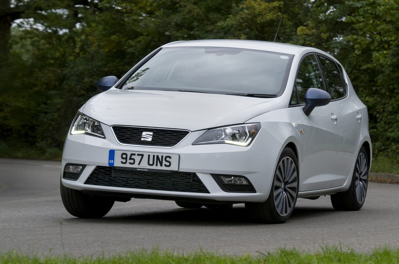 Hospitalidad mezcla acero 2015 Seat Ibiza 1.0 75PS SE first drive | Autocar