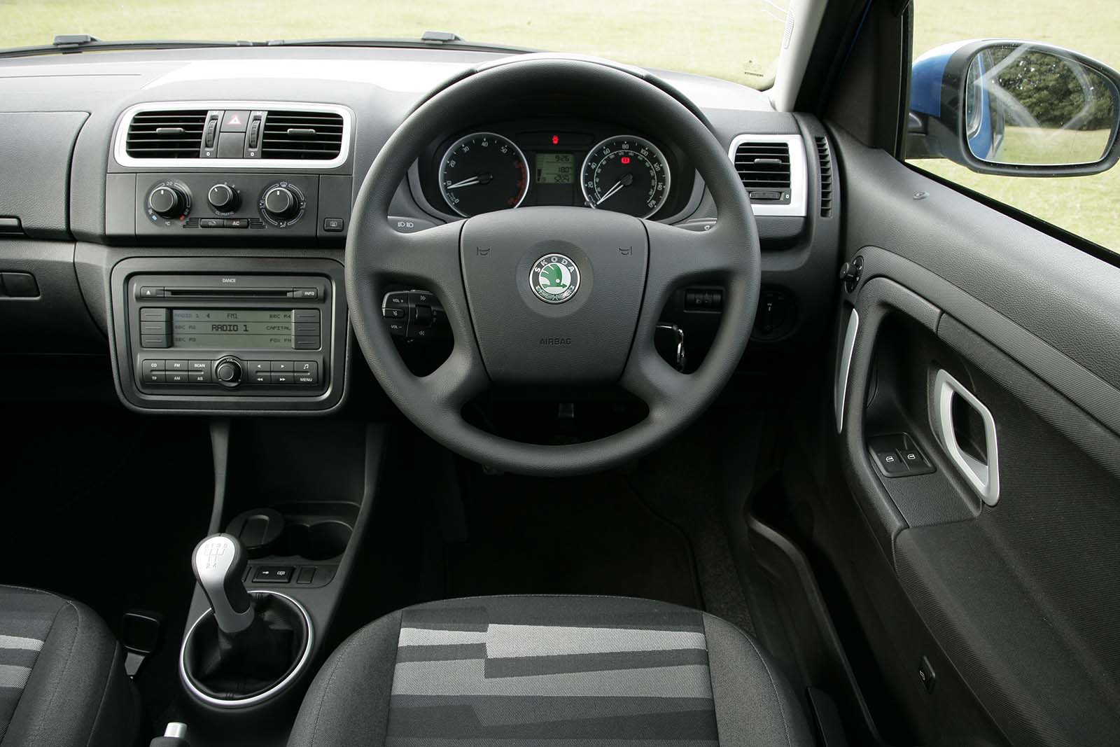 Skoda Roomster 2006-2015 Review (2023)