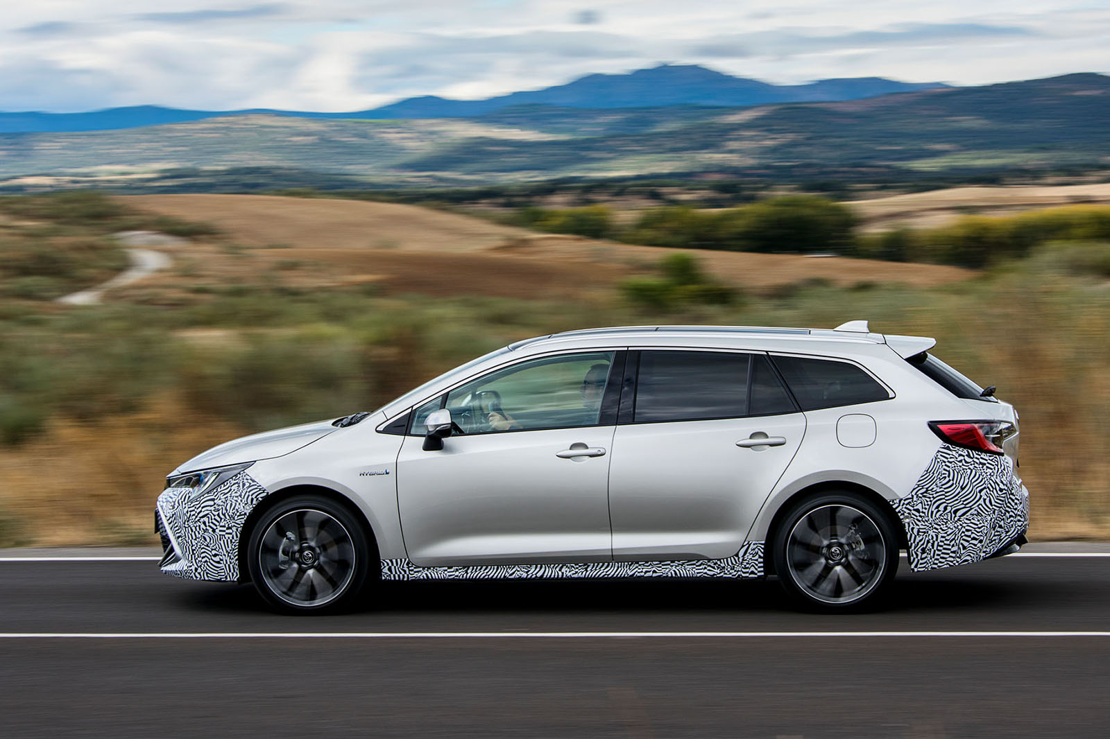 Toyota Corolla Touring Sports 2.0 hybrid 2019 first drive Autocar
