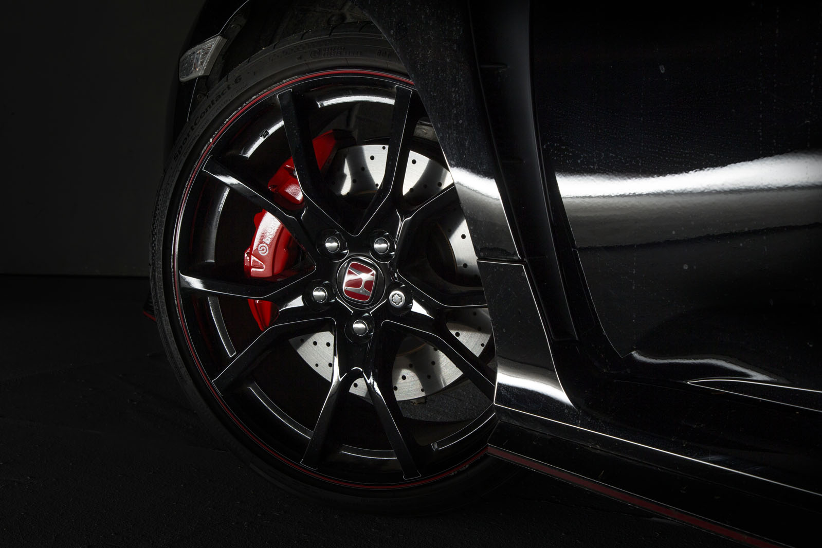 but the Civic Type R has to supply an chemical constituent of practicality if it is to alive upward to the Honda Civic Type R long-term review