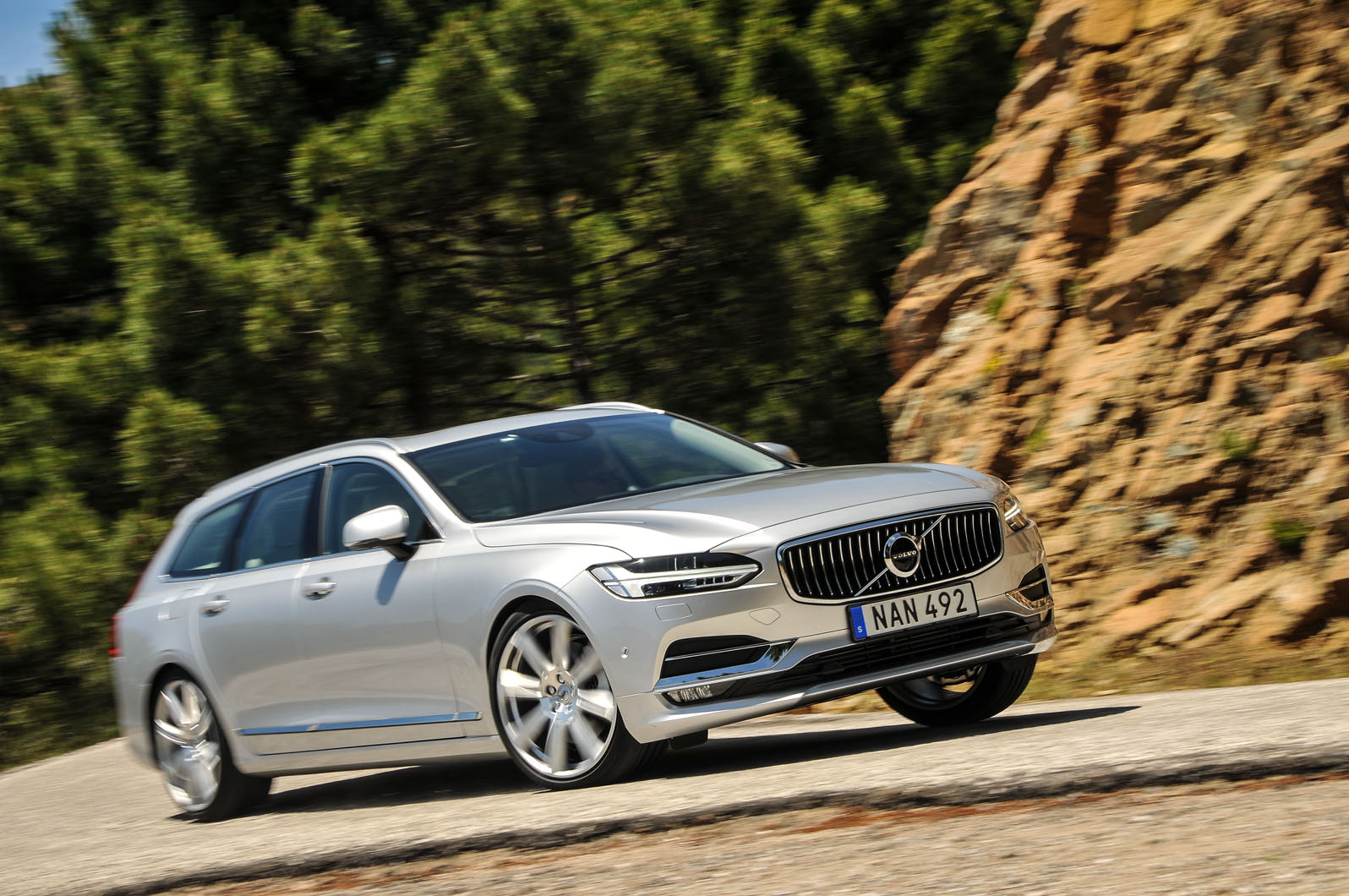 Volvo v90 d5