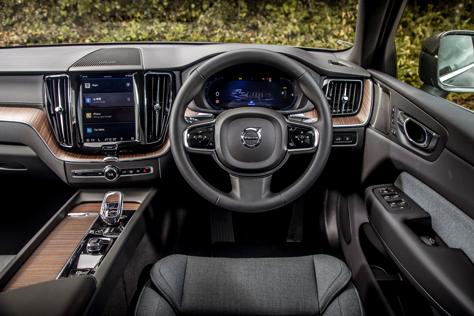 Xc60 recharge t6 deals