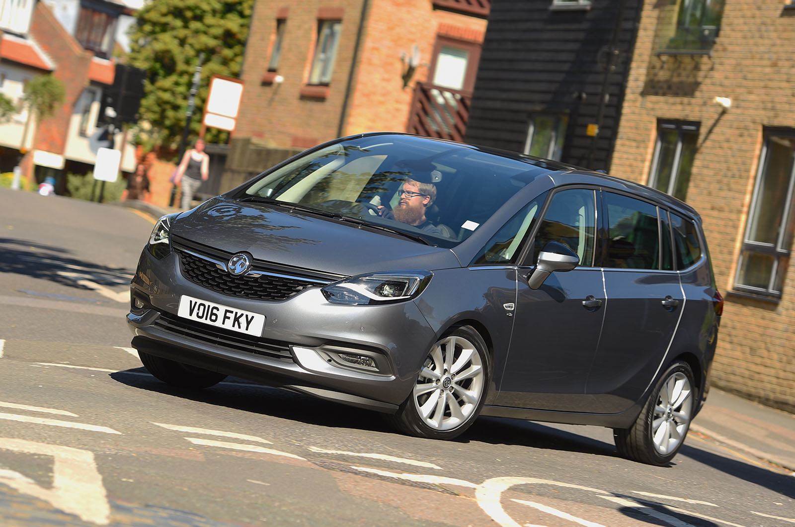 2016 Vauxhall Zafira Tourer Elite 2.0 CDTi review review Autocar