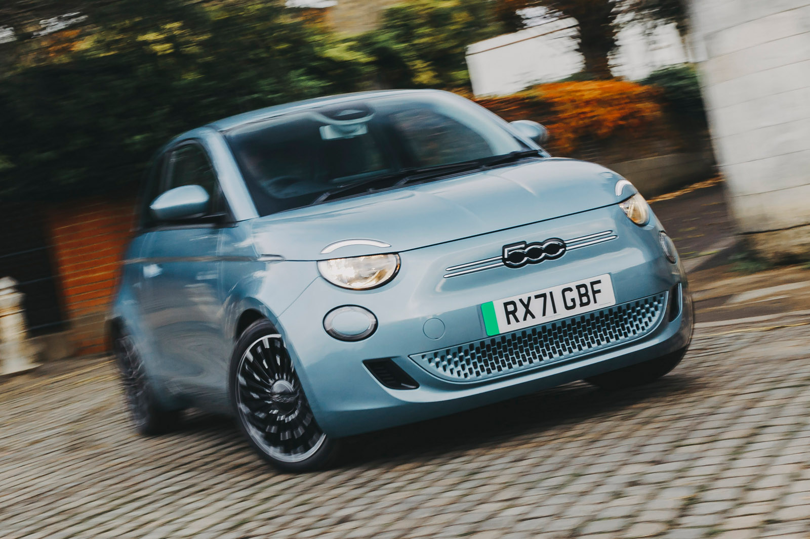 The Fiat 500 Is Back, and It's All-Electric This Time Around