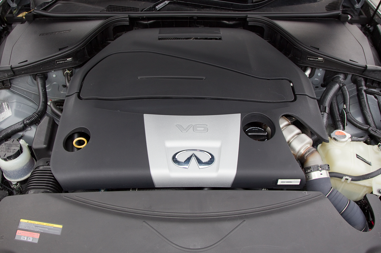 Infiniti M 3.0-litre V6 diesel engine