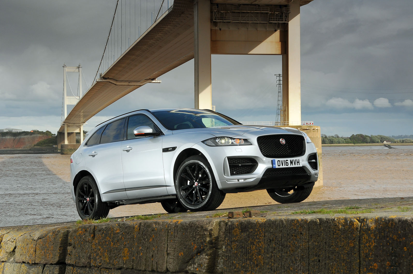 4 star Jaguar F-Pace