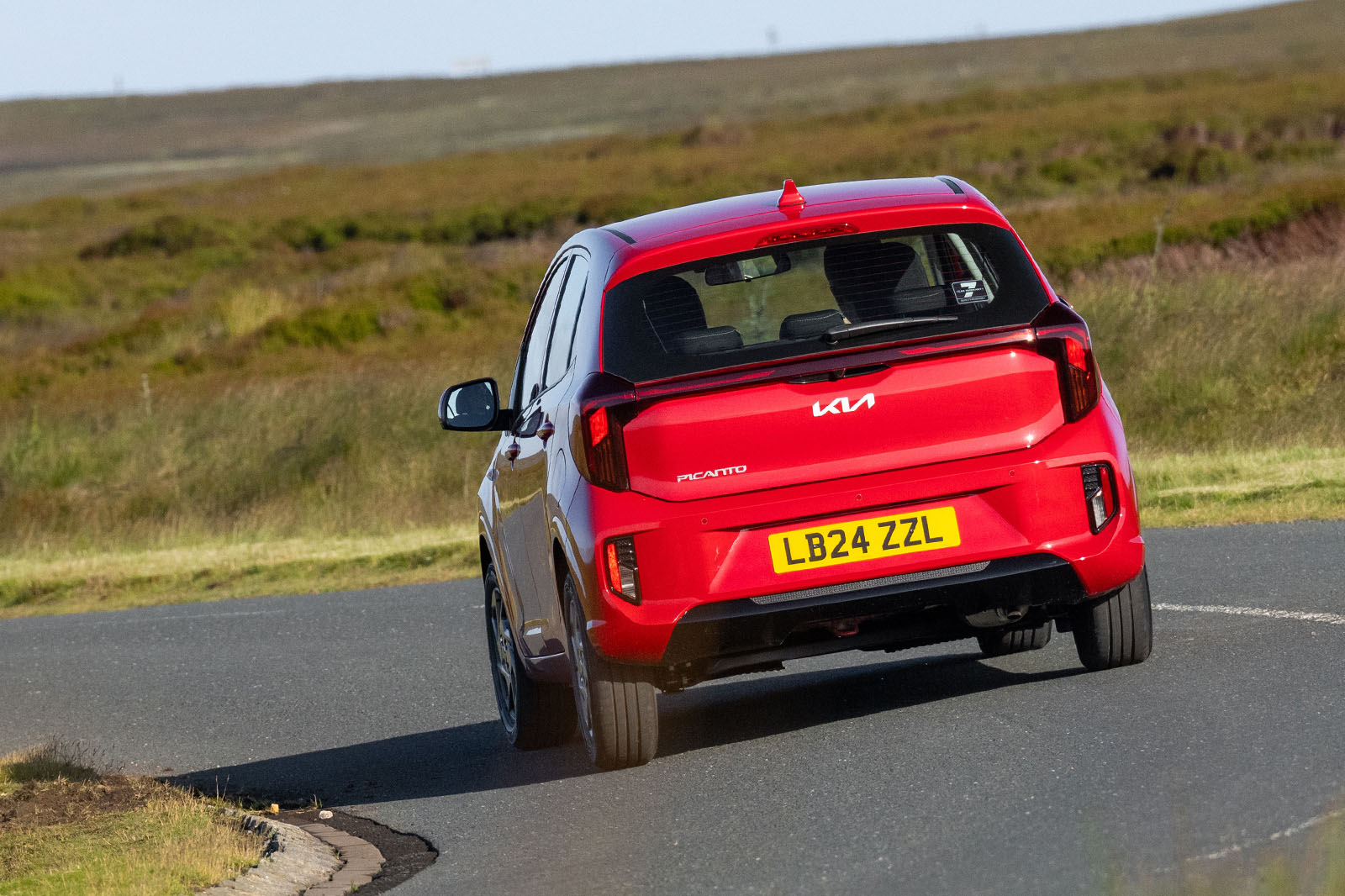 Kia Picanto avis 2024 26 virage arrière