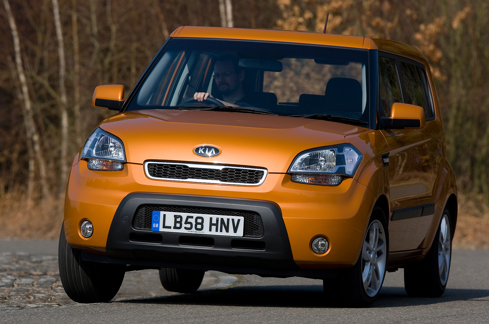 Kia Soul cornering