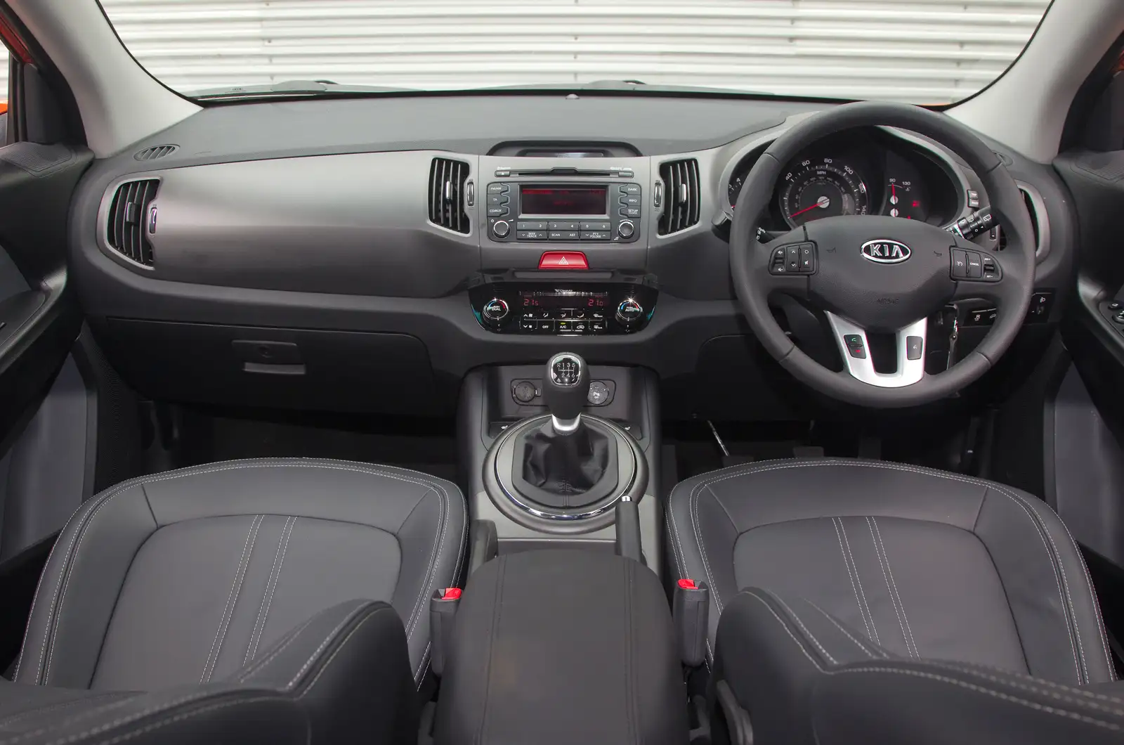 Kia Sportage 20102016 interior Autocar