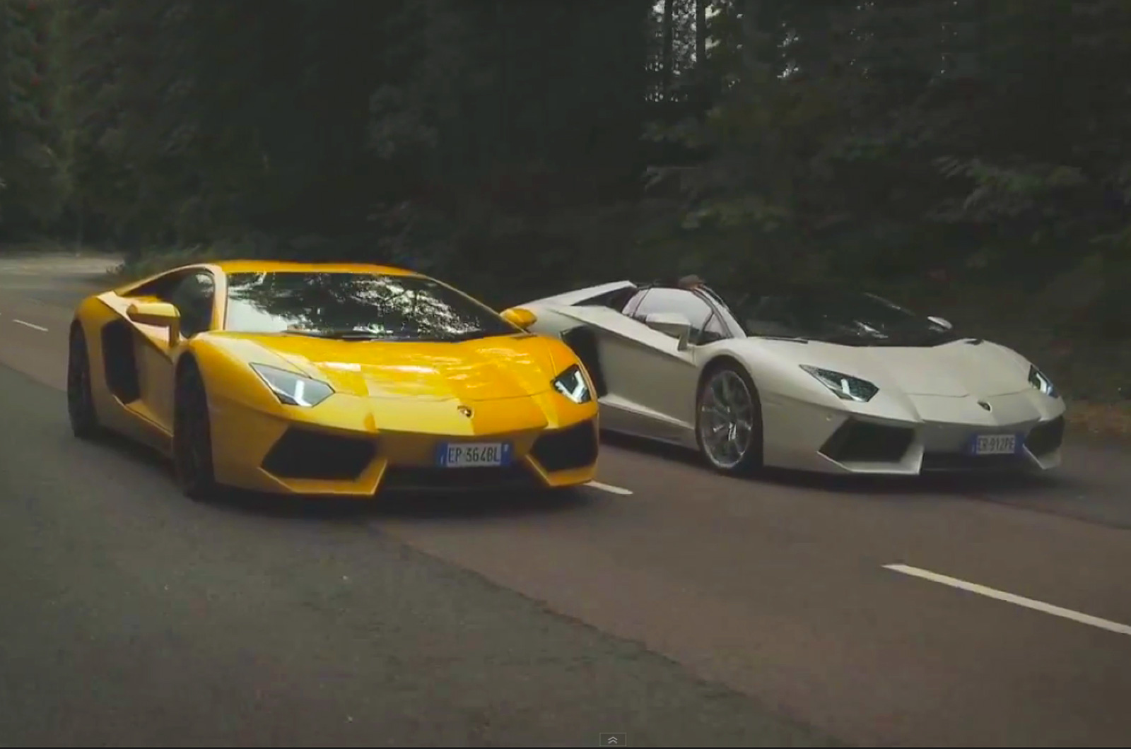 Aventador Roadster vs coupe full length challenge video