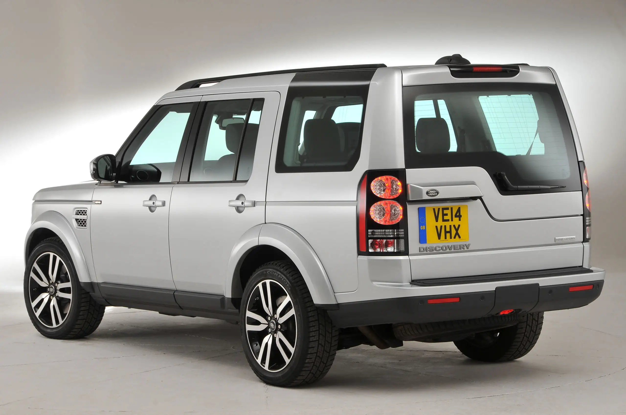 Land Rover Discovery 20042016 verdict Autocar