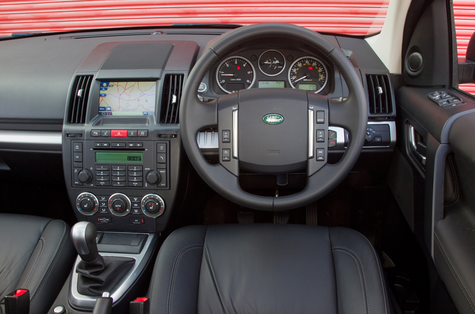 Land Rover Freelander dashboard