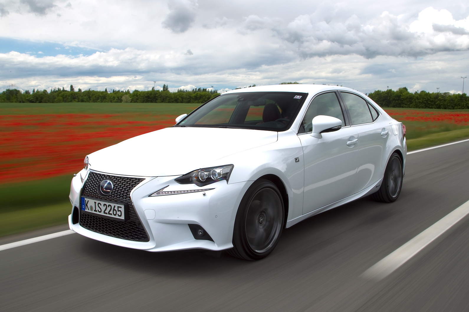 Lexus IS300h F Sport Hybrid first drive