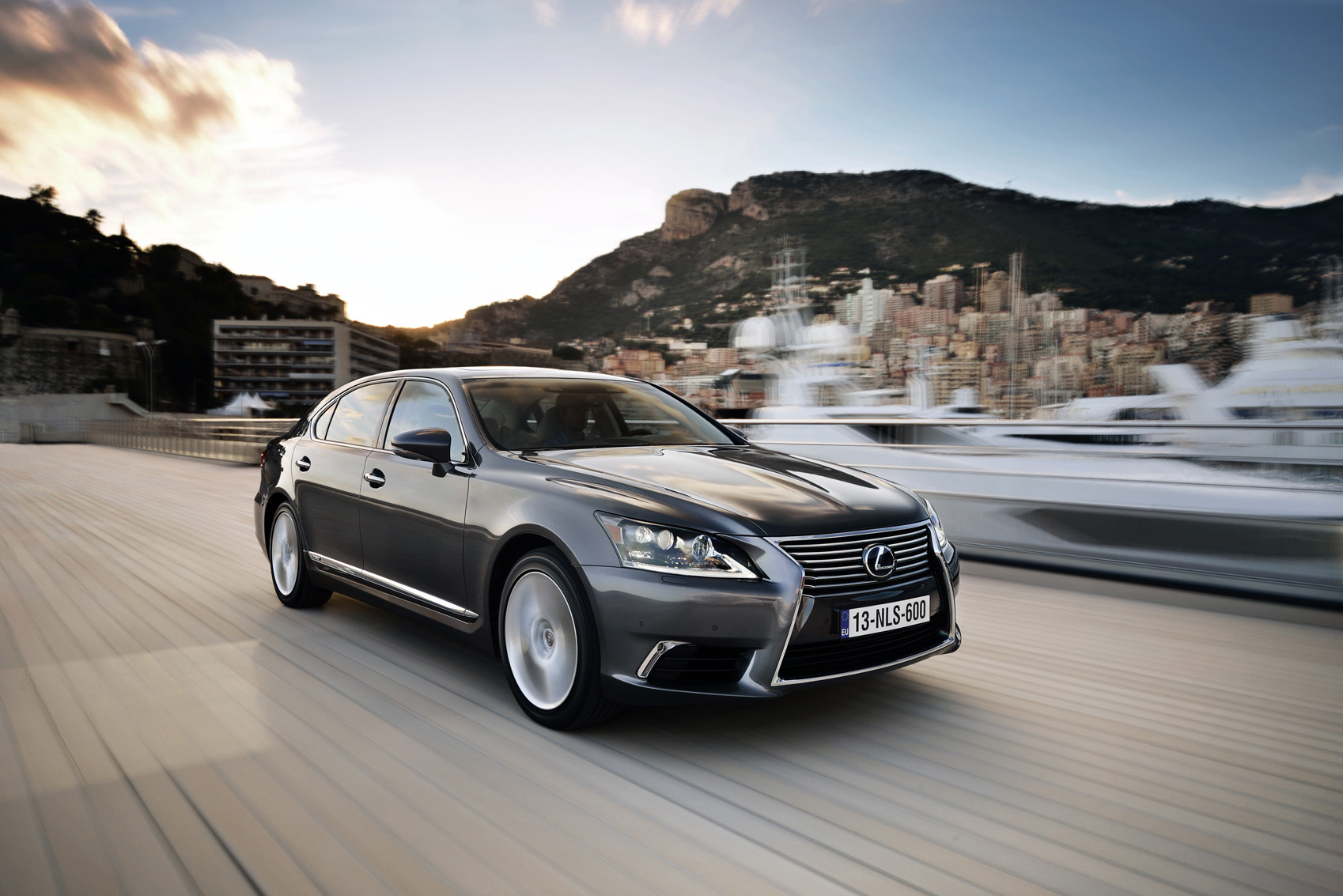 Lexus ls 3