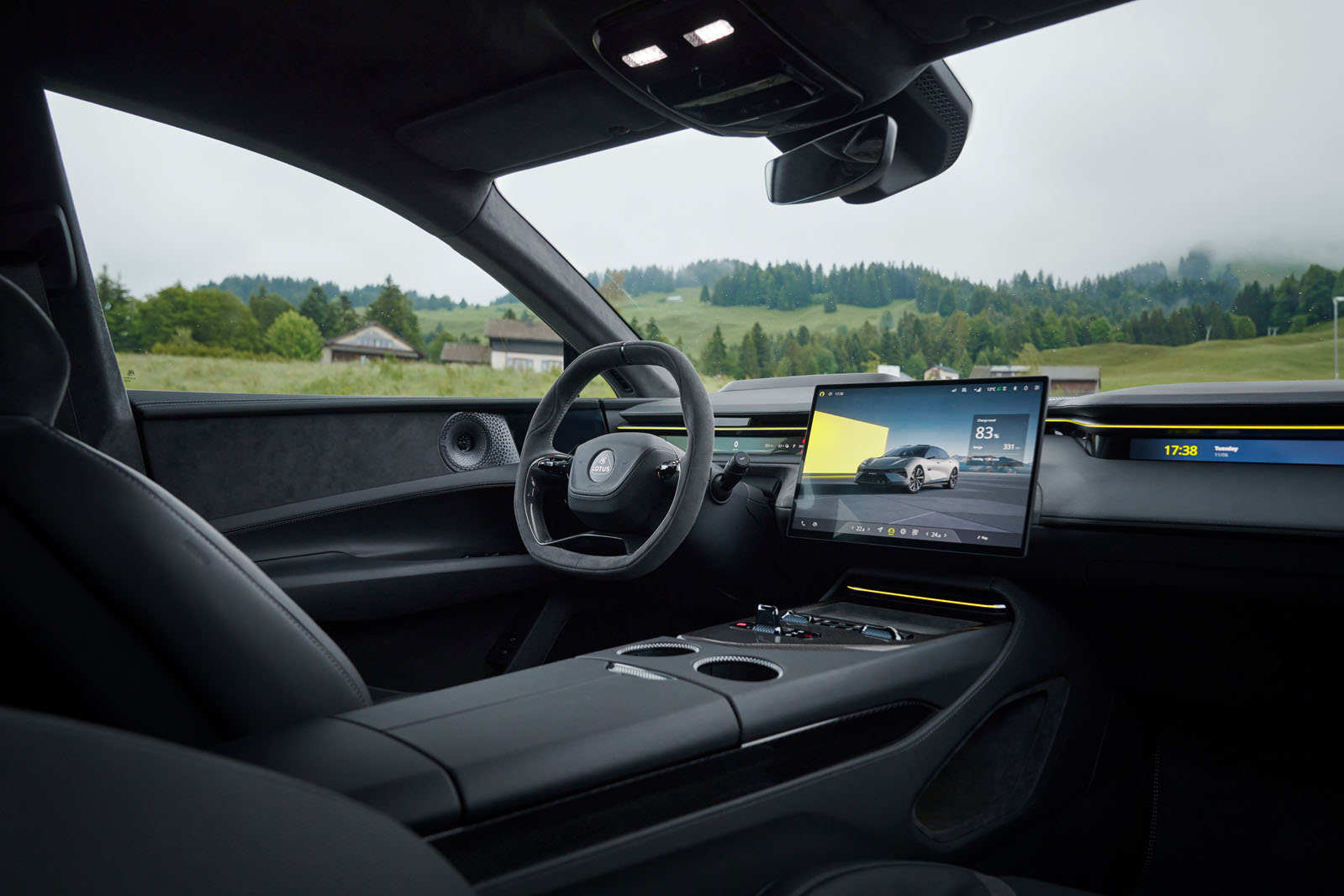lotus emeye interior 01