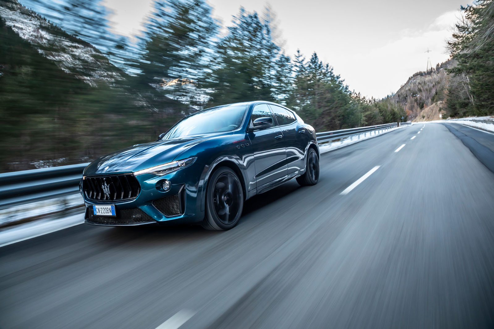 maserqati levante v8 ultima review 12 tracking front