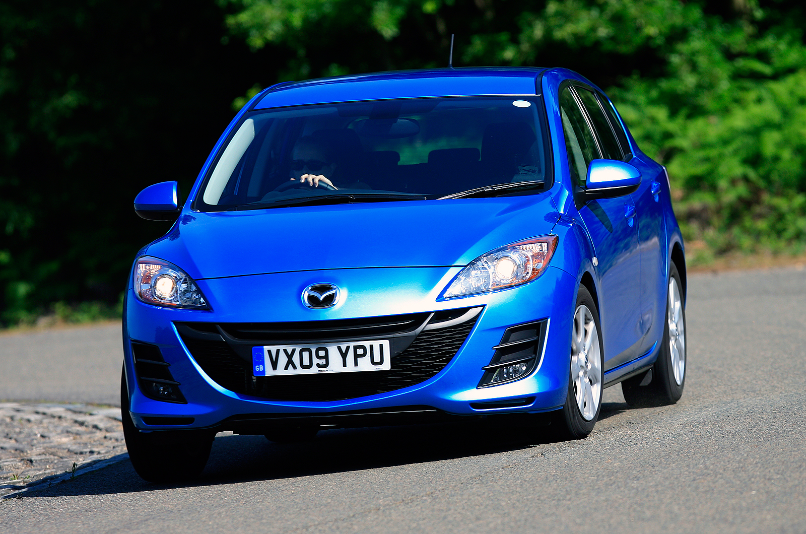 Mazda 3 cornering