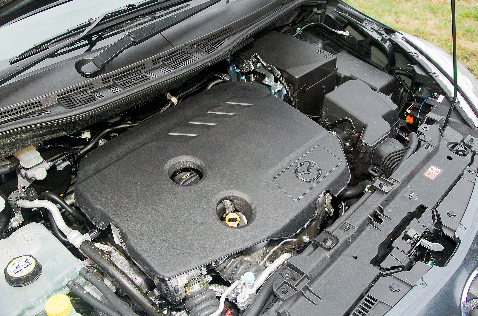 Mazda 5 diesel engine