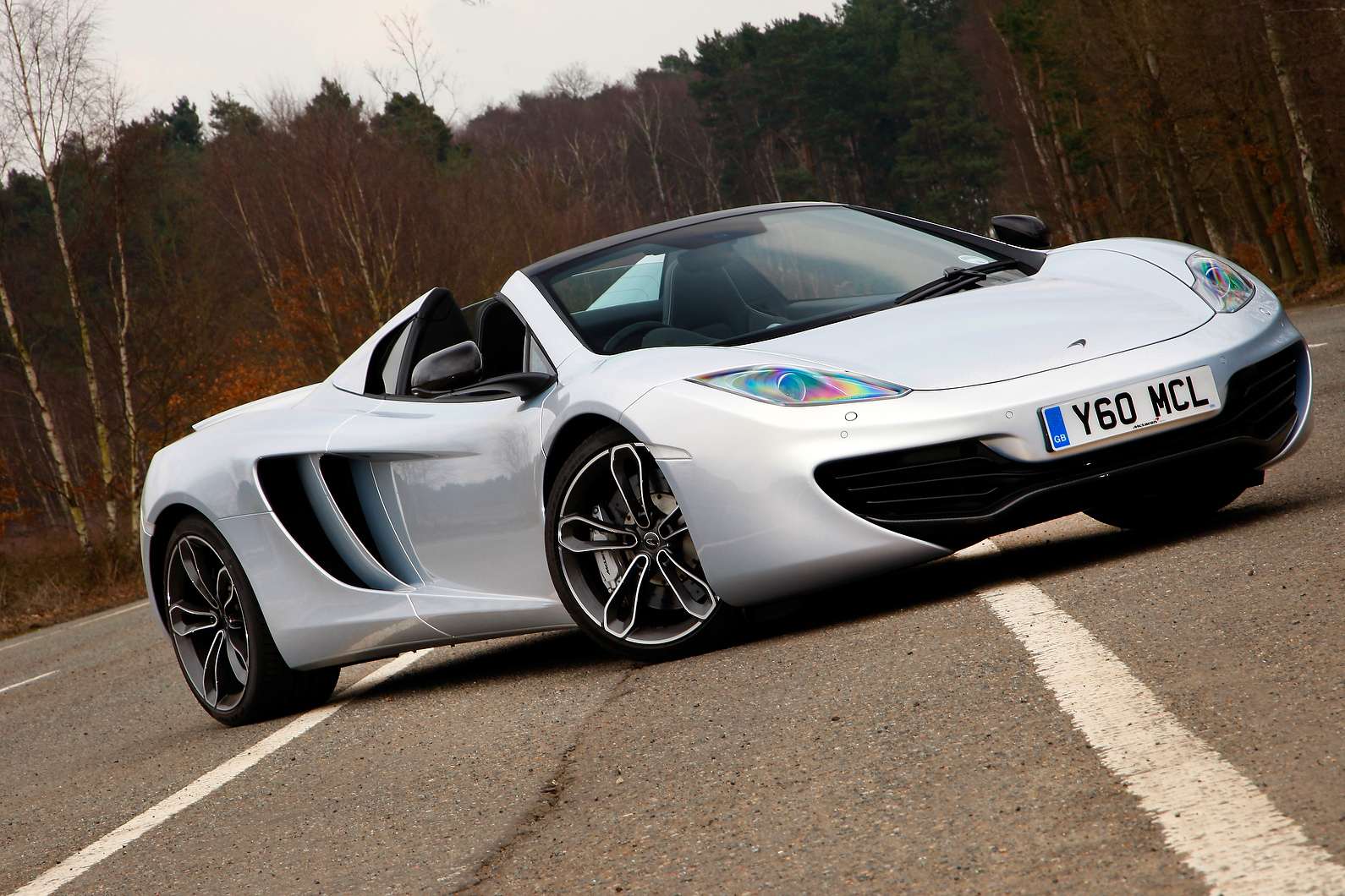 4.5 star McLaren 12C Spider