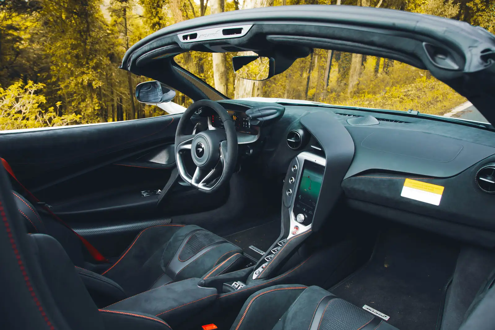 mclaren 750s review 2023 20 interior