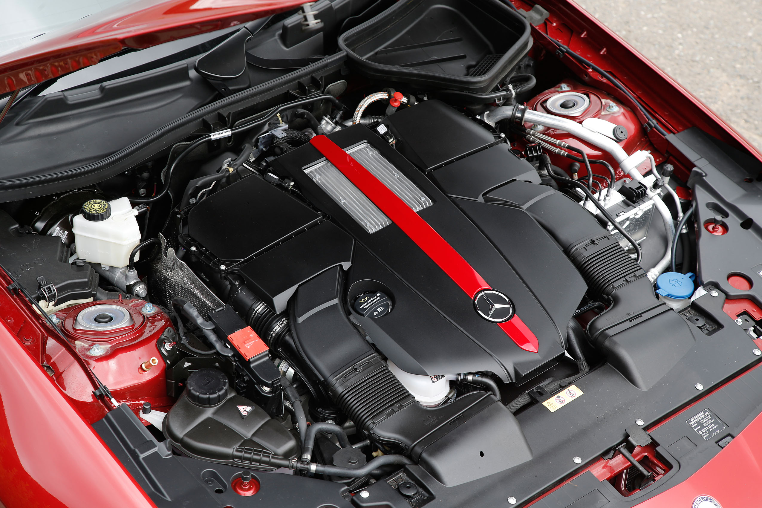 3.0-litre V6 Mercedes-AMG SLC 43 engine