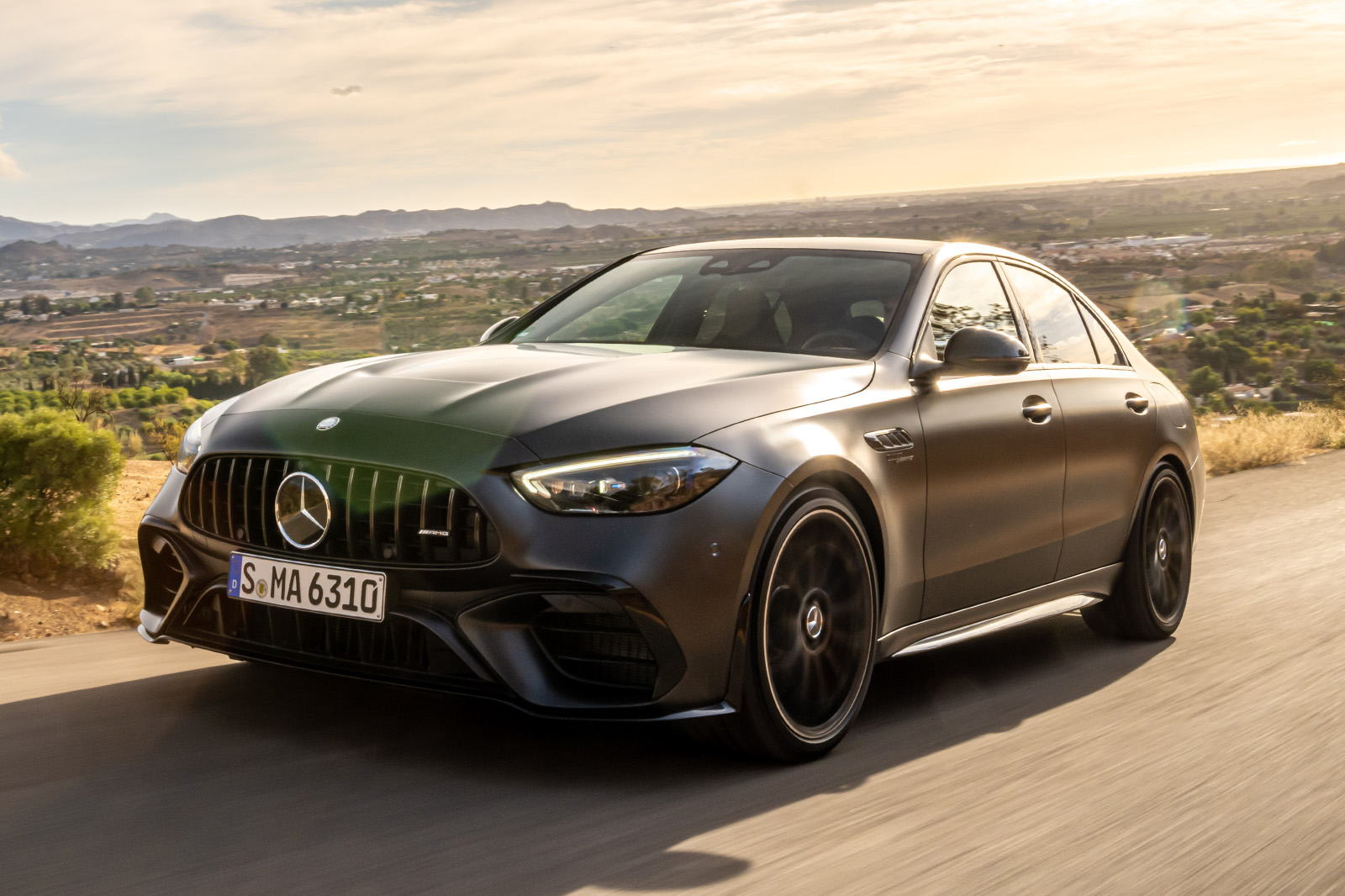 Mercedes-AMG C 63 S E Performance Adds Limited F1 Edition - The