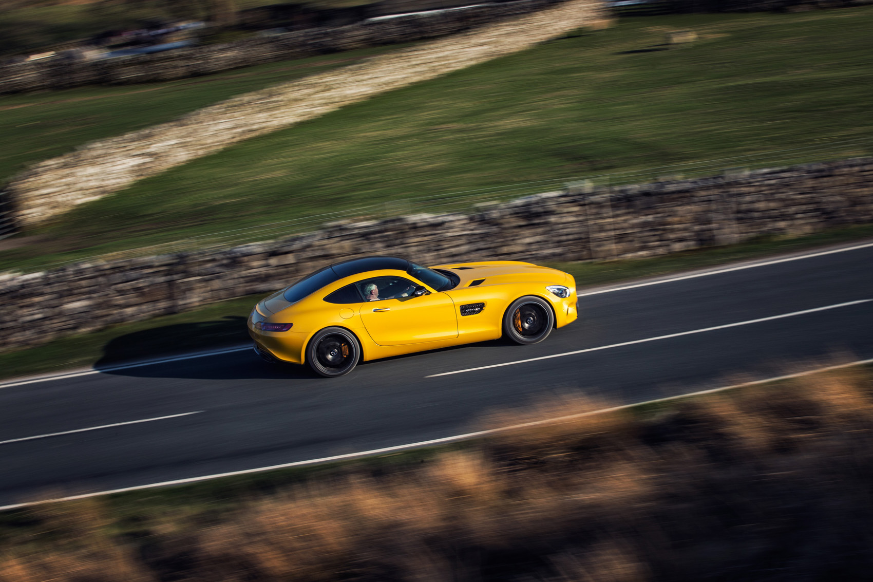 Mercedes-AMG GT S side profile