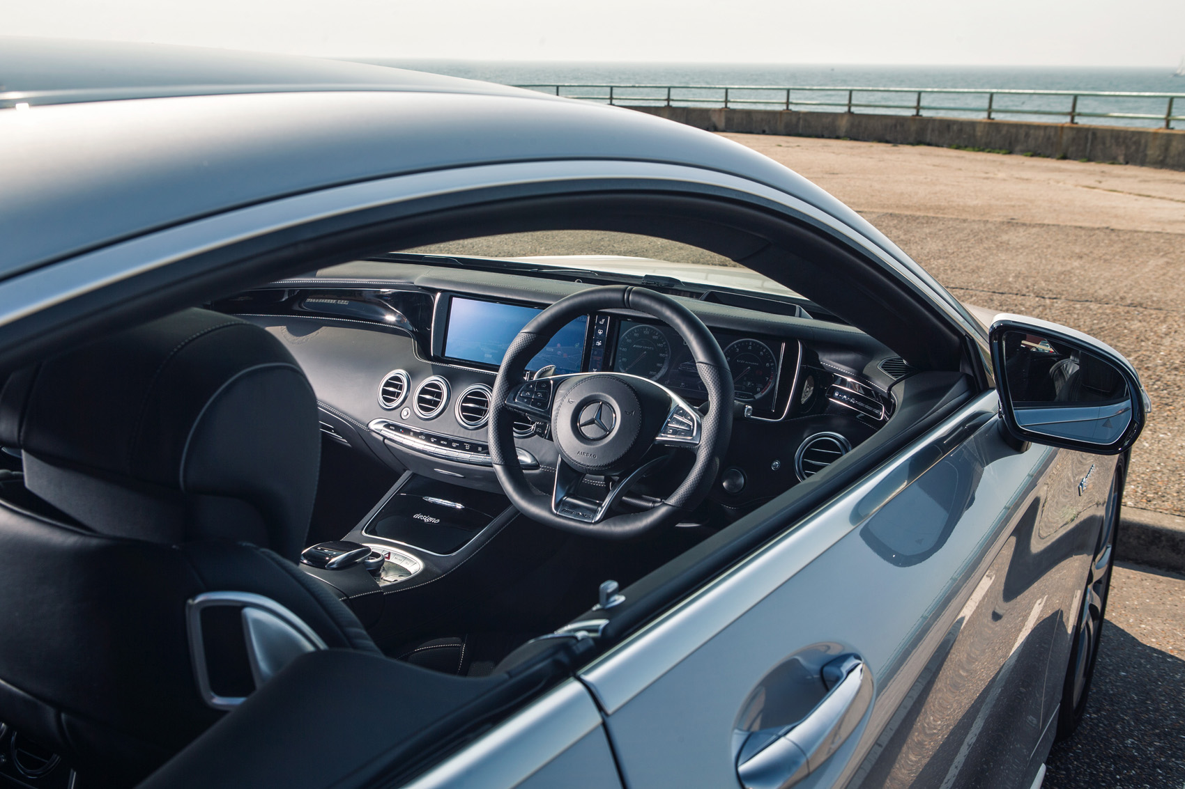 Mercedes-AMG S 63 Coupé interior
