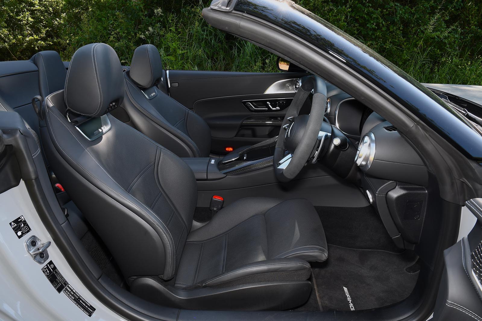 mercedes amg sl63 essai routier 2023 16 places avant mercedes amg sl63 essai routier 2023 16 places avant