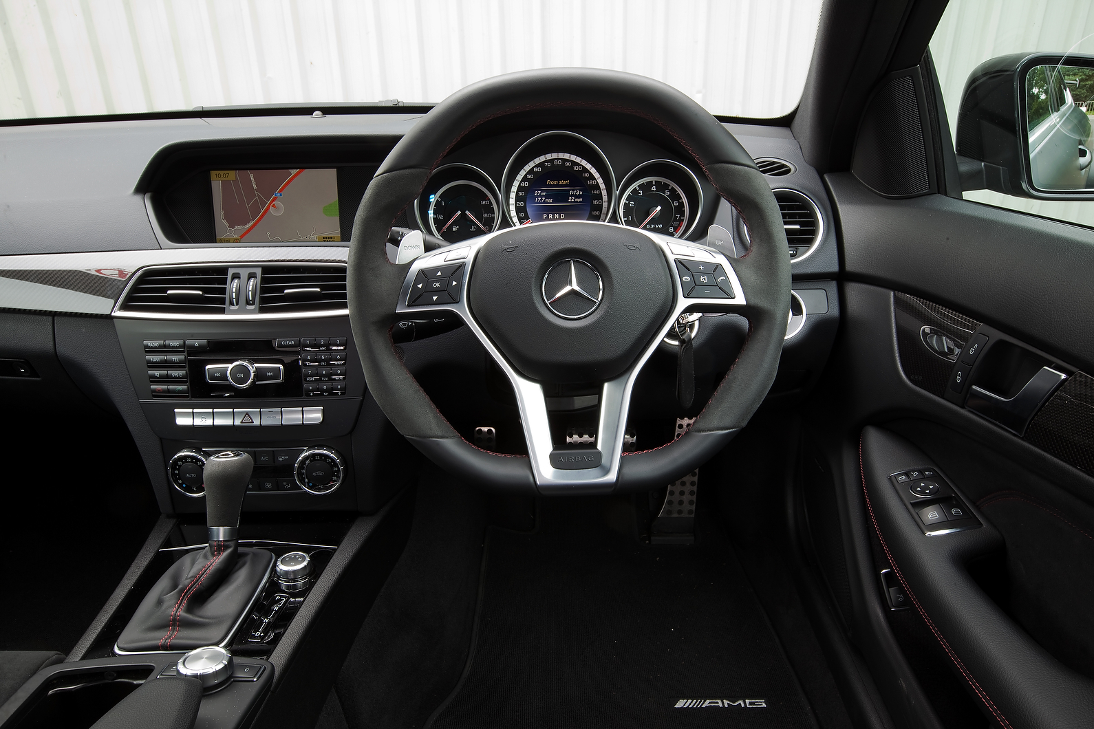 Mercedes-AMG C 63 Black Series Coupé dashboard