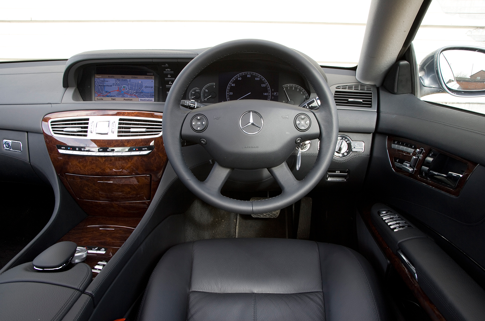 Mercedes-Benz CL dashboard