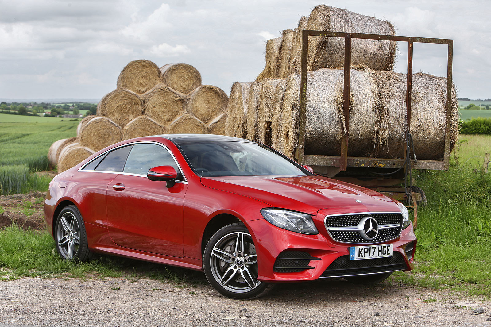 4 star Mercedes-Benz E-Class Coupé 