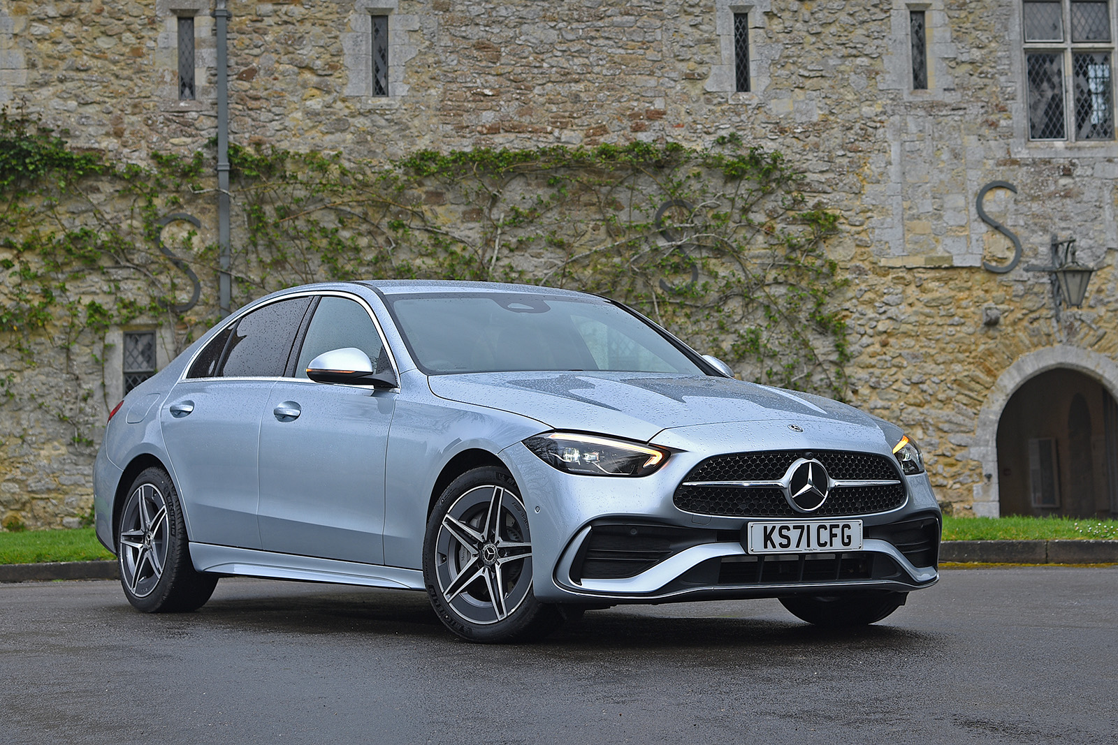 W205 Mercedes-Benz C-Class facelift - more details revealed; 1.5L turbo  with mild hybrid for new C200! 