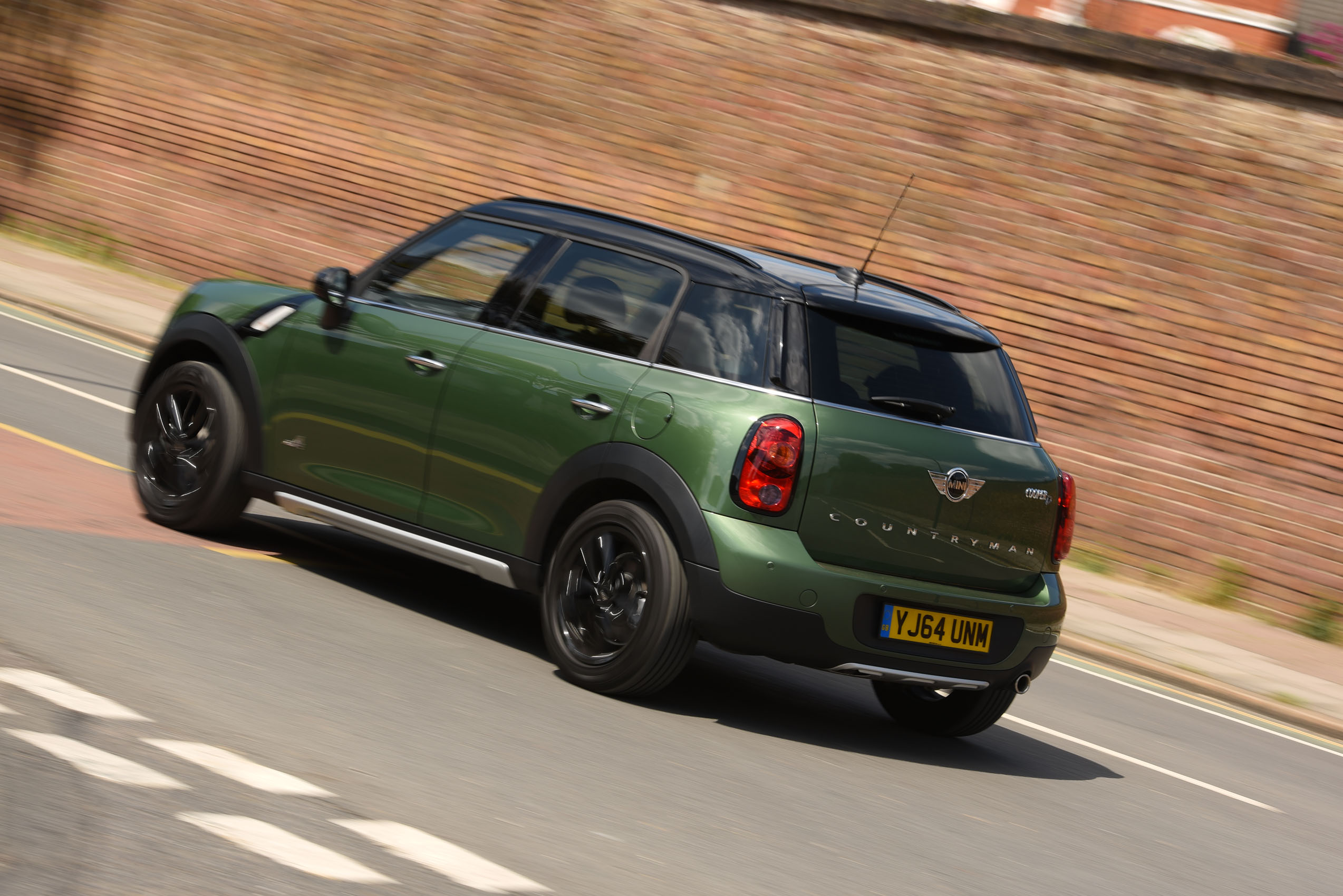 Mini Countryman rear cornering