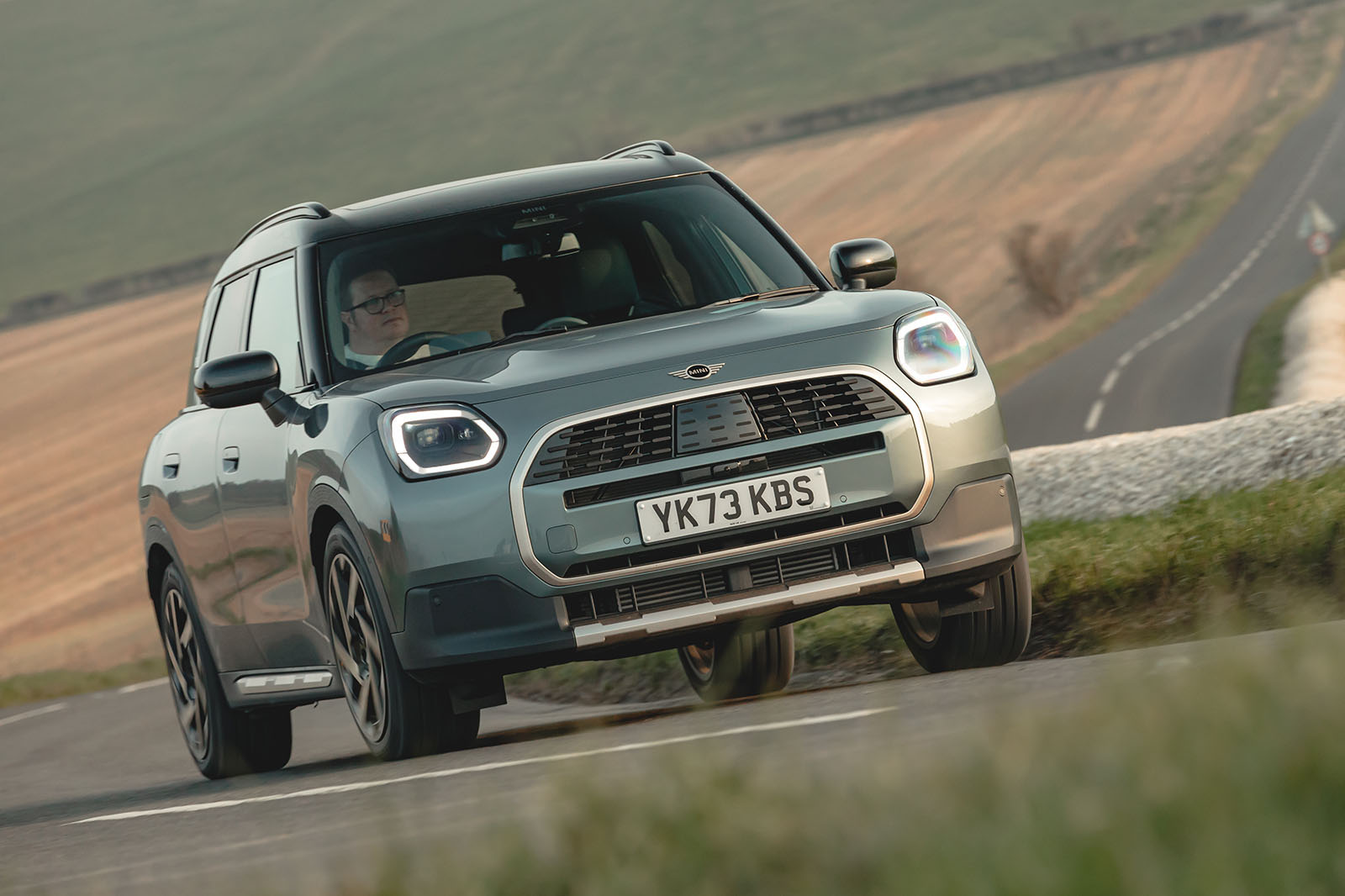 mini countryman review 2024 26 front cornering
