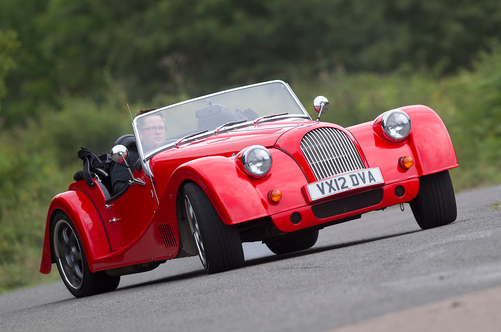 Morgan Plus 8 cornering