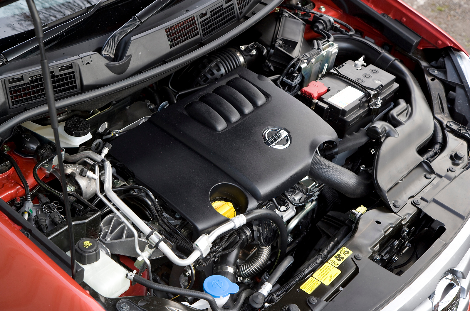 2.0-litre Nissan Qashqai turbodiesel engine